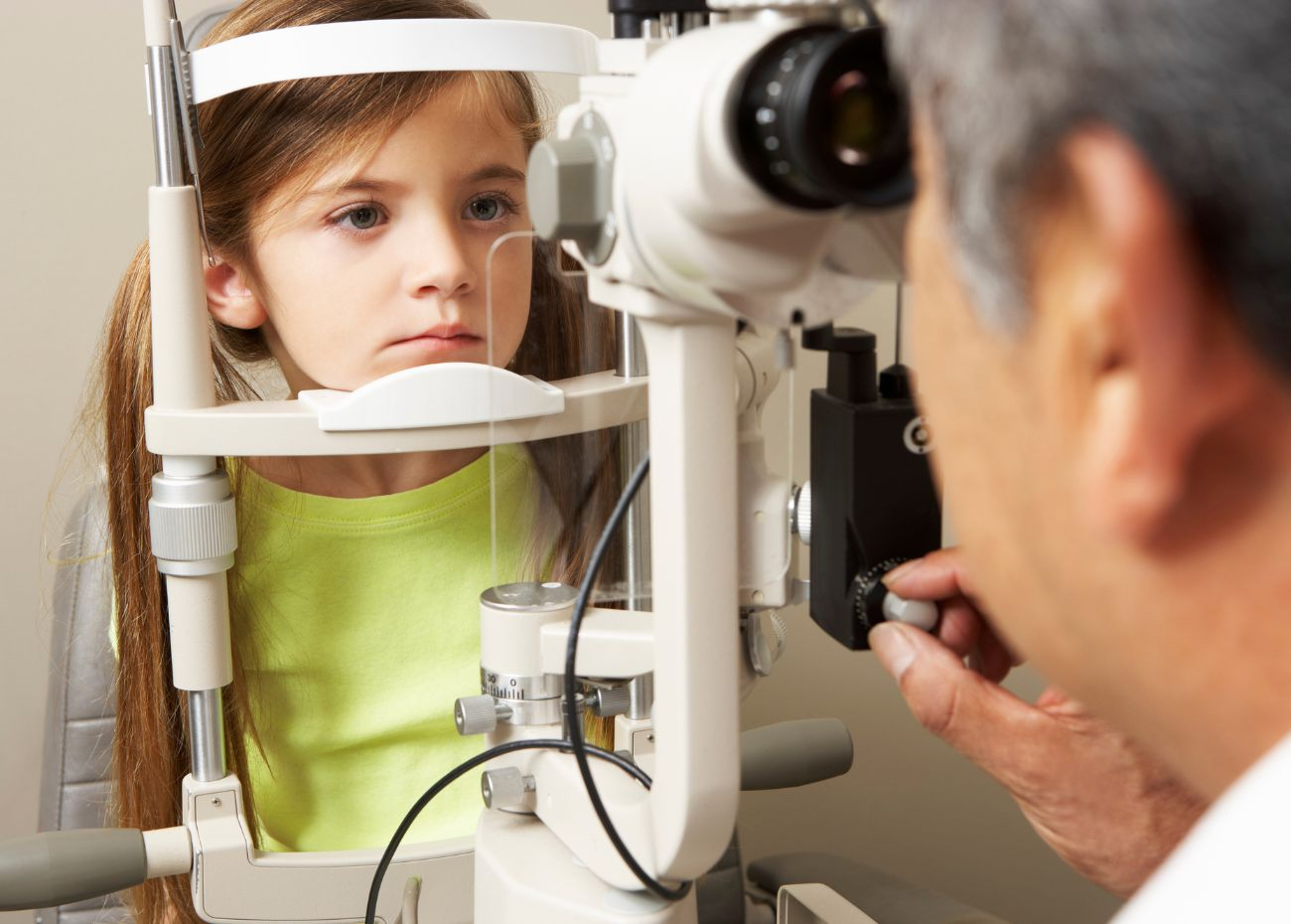 You are currently viewing Navigating VAT for Opticians: A Comprehensive Guide
