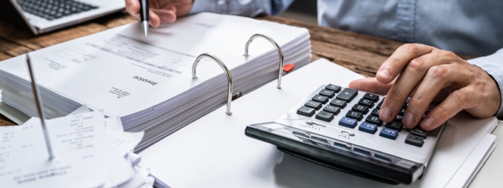 Director’s Salary vs Dividends: Which Is the Smarter Way to Pay Yourself?